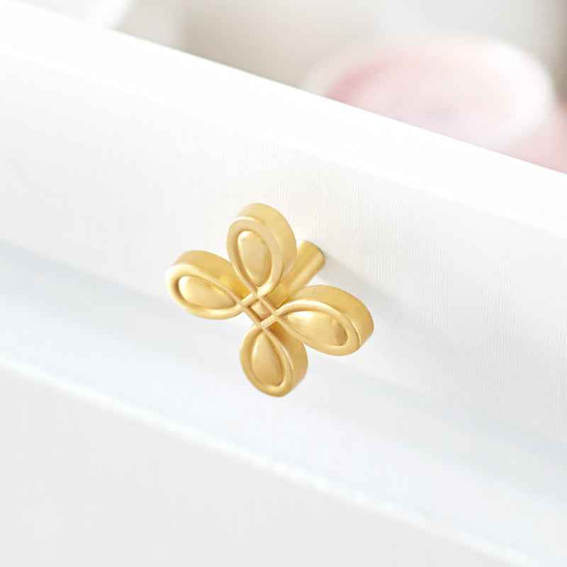 Modern Brass Cabinet Drawer Pulls Gold Clover Handles for Dresser and Cupboard Furniture - FocusHardware