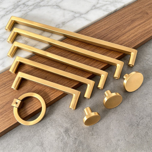 Choosing Hardware for Built-in Wardrobes & Dressing Rooms
