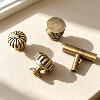 Boutons et poignées de tiroir en laiton vieilli - Quincaillerie vintage pour cuisine et armoire