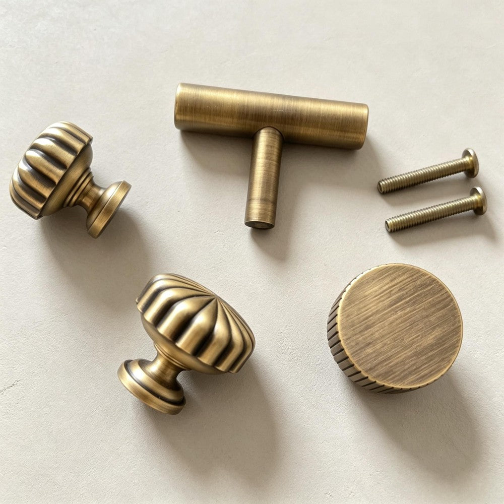 Boutons et poignées de tiroir en laiton vieilli - Quincaillerie vintage pour cuisine et armoire