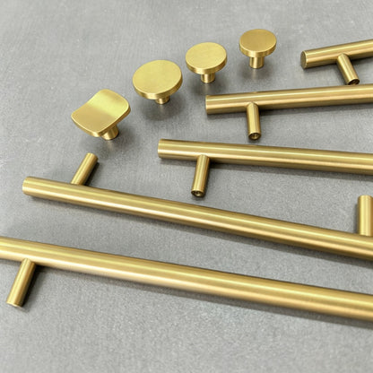 Brushed Brass Kitchen Cabinet Knobs & Pulls - Gold Cupboard Drawer Handles