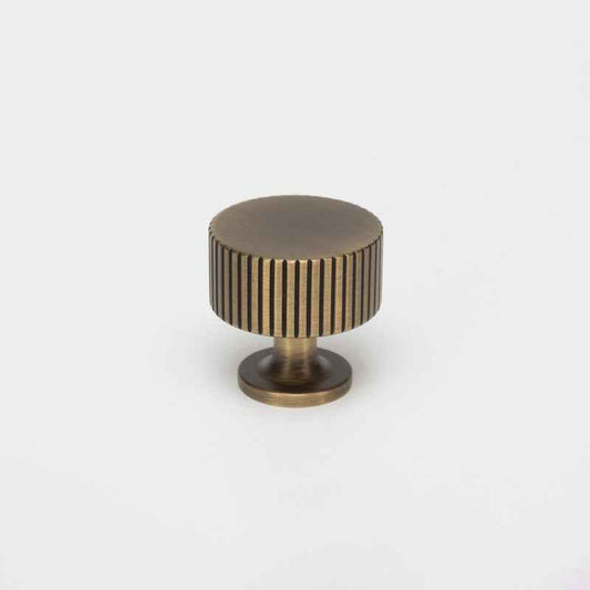 Antique Brass Drawer Knobs Vintage Cabinet Pulls for Furniture Cupboards - FocusHardware