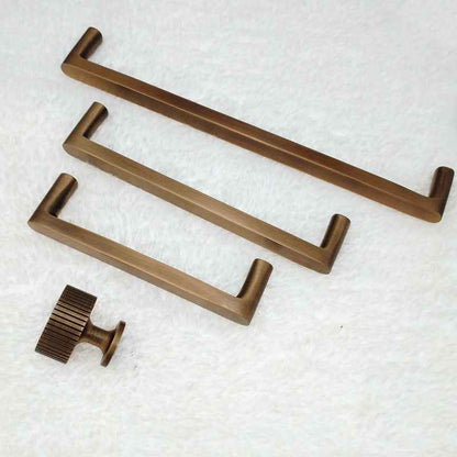 Antique Brass Cabinet Handles for Kitchen Cabinets, Vintage Drawer Pulls & Furniture Dresser Door Knob Handles - FocusHardware