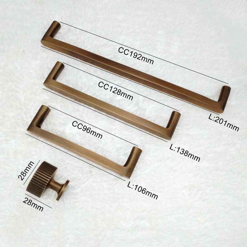 Antique Brass Cabinet Handles for Kitchen Cabinets, Vintage Drawer Pulls & Furniture Dresser Door Knob Handles - FocusHardware
