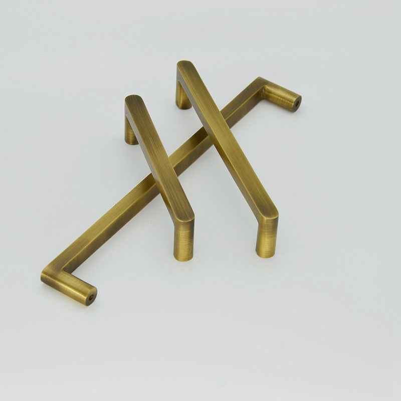 Antique Brass Cabinet Pulls Vintage Kitchen Cabinet Knobs Handles for Cupboards and Drawers - FocusHardware