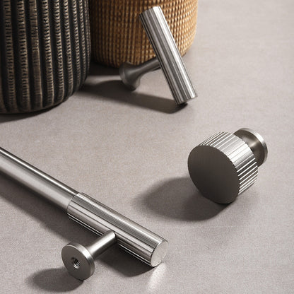 Brushed Nickel Kitchen Cabinet Knobs & Handles - Modern Cupboard Drawer Pulls