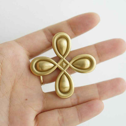 Modern Brass Cabinet Drawer Pulls Gold Clover Handles for Dresser and Cupboard Furniture - FocusHardware
