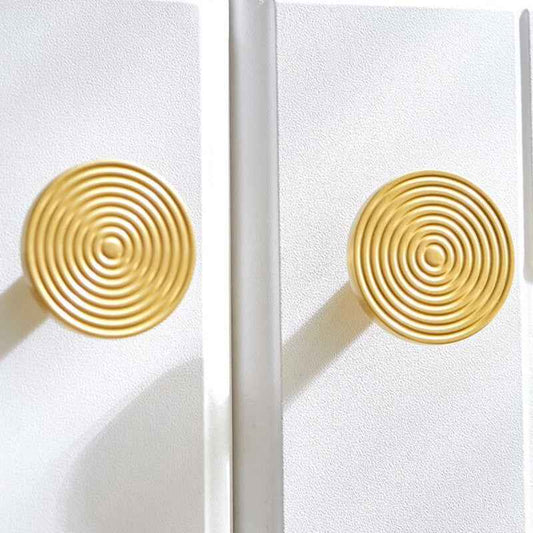 Modern Gold Cabinet Knobs and Handles for Kitchens - Brass Cupboard Door Pulls and Drawer Hardware - FocusHardware