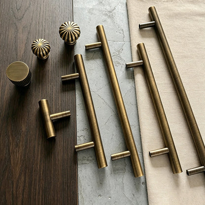 Vintage Brass Kitchen Cabinet Knobs & Pulls - Retro Wardrobe Drawer Handles
